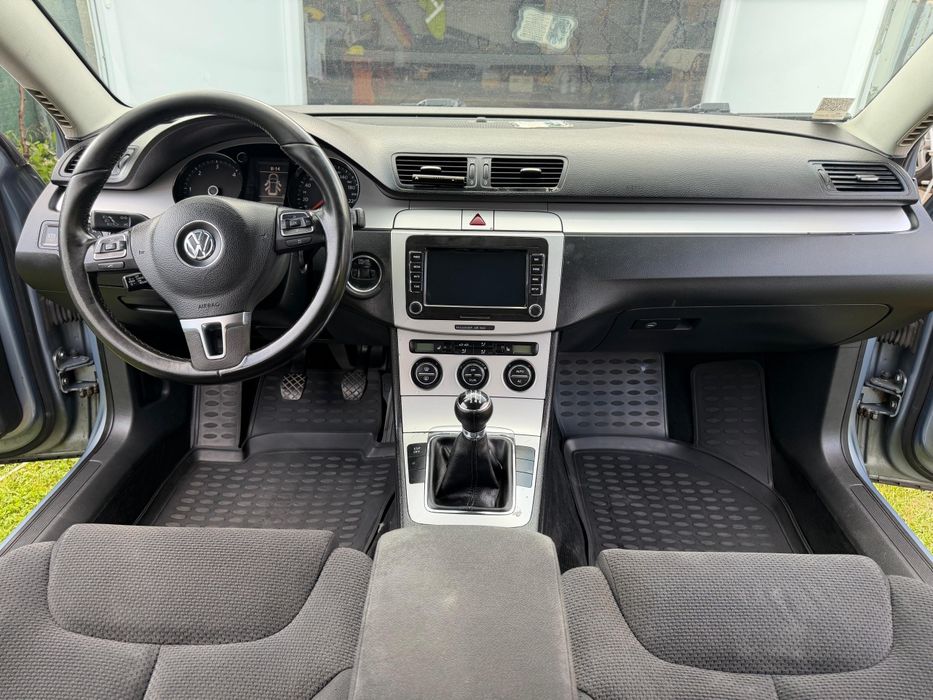 VOLKSWAGEN Passat 2010 — imagine 5