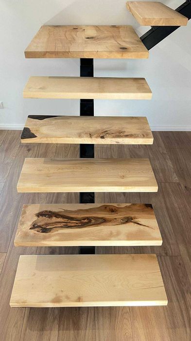 trepte  scari lemn masiv