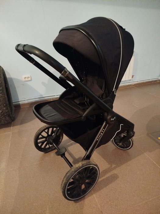 Продам прогулочную коляску