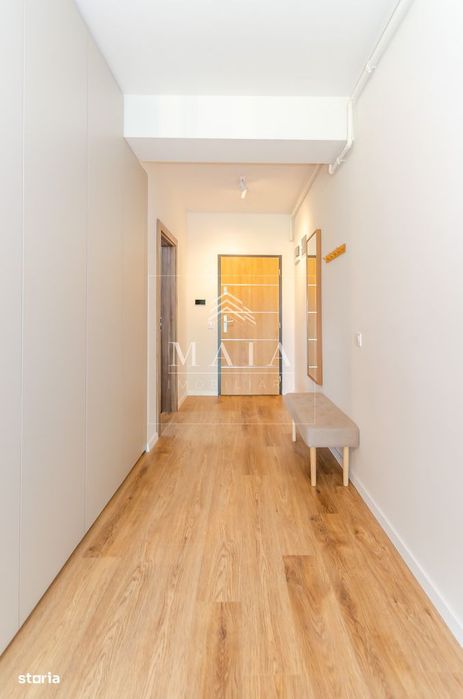 Apartament modern | Balcon | Parcare | 10-15 min distanta de centru