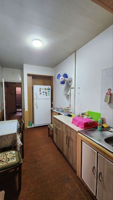 Мега планет Юнусабад -11 отличная 3х комнатная квартира с обстановкой.