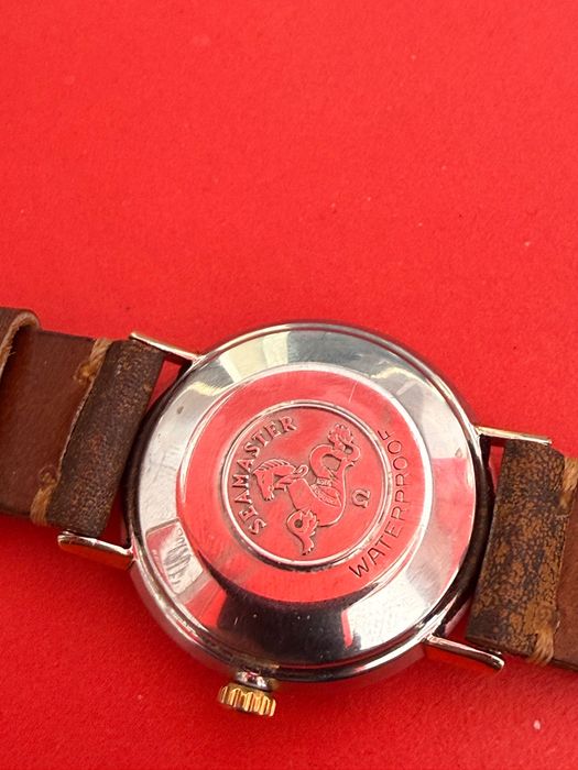 Omega Seamaster automatic Servisat Bezelul aur 18k