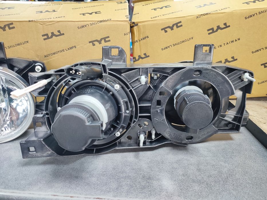 BMW E34 TYC Taiwan фары передние