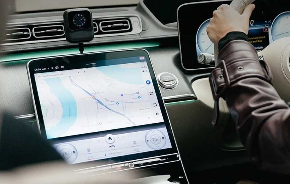 Безжичен адаптер Ottocast PCS50 и AI асистент OTTOAIBOX NANO