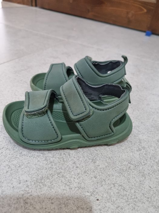 Sandale H&M m 20/21