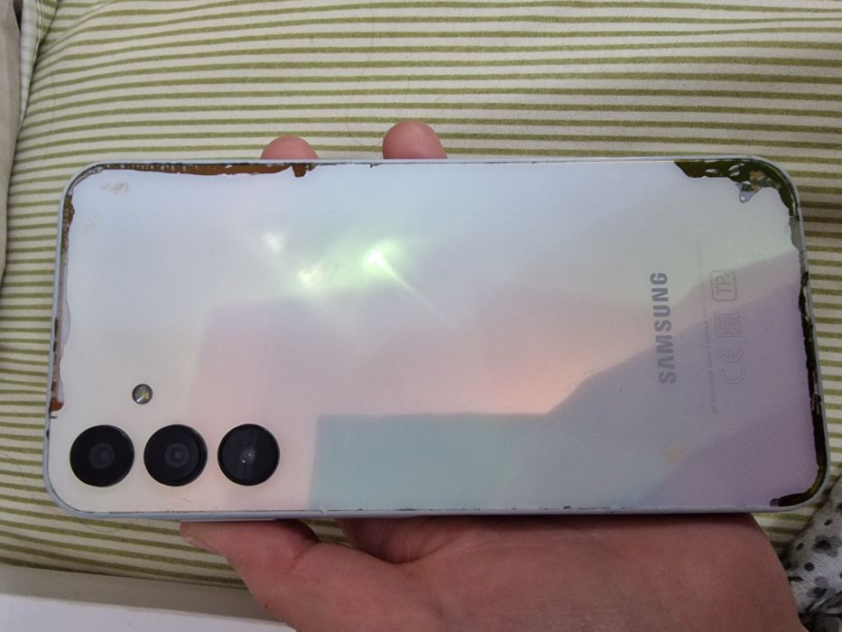 Samsung A15 Андройд