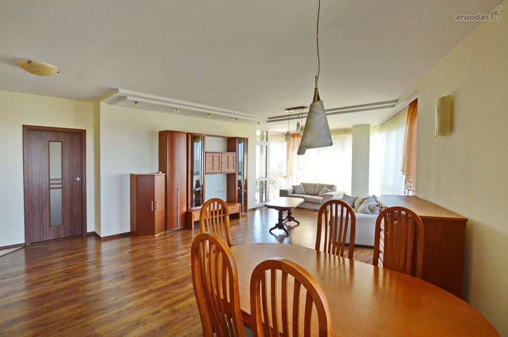 Продава се Двустаен апартамент в София, Банишора - 69 кв.м за 1020 €/кв.м - Снимка #1