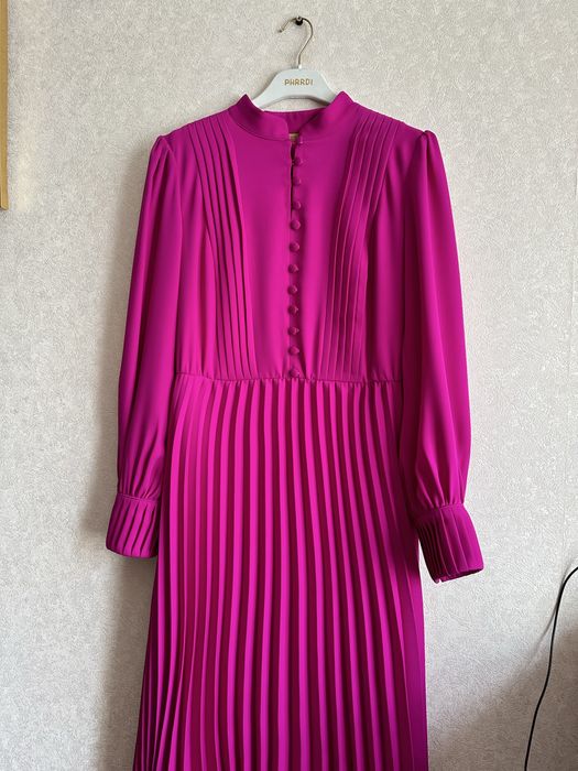 Продам платье 10 000 тенге