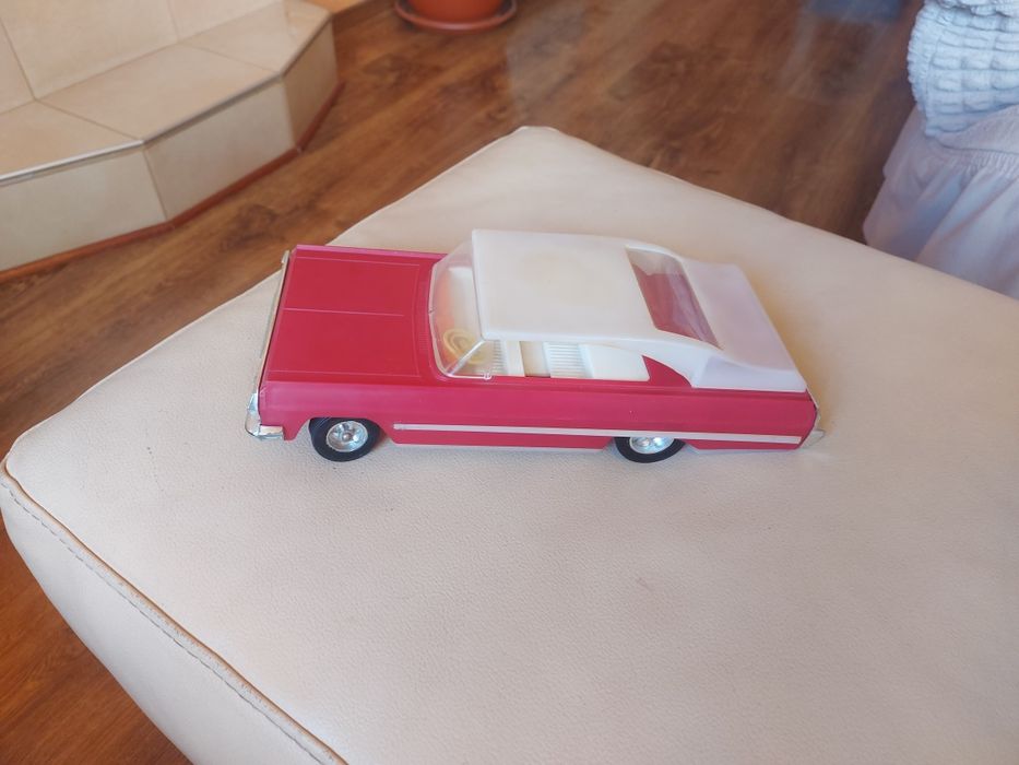 Ретро количка Шевролет