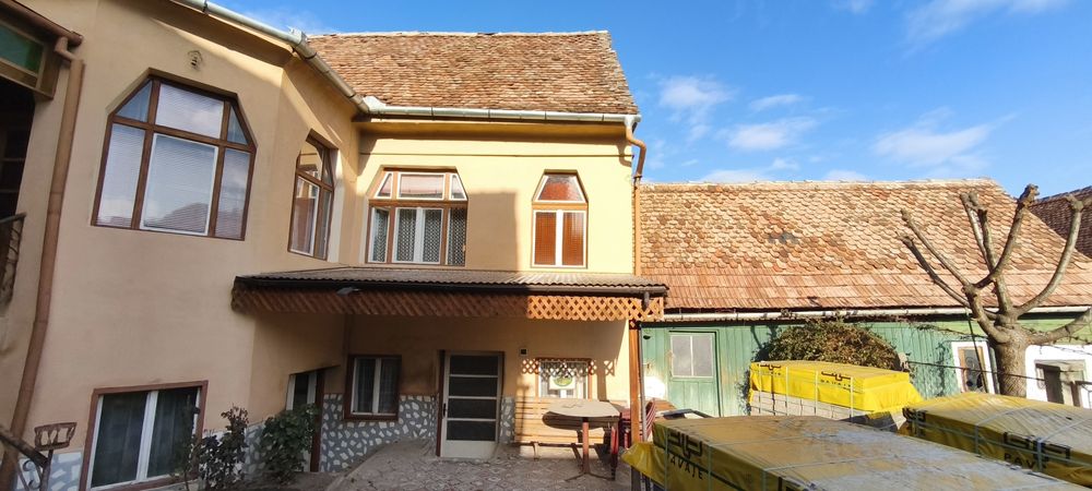 Casă Biertan, cu curte și grădină