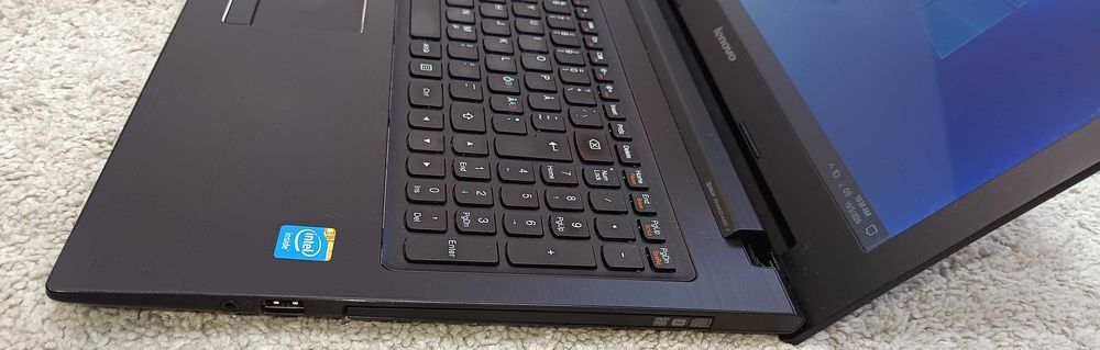 Laptop Lenovo IdeaPad S510p Intel 2955u Generatia 4  diagonala 15.6 40Cm Windows 10