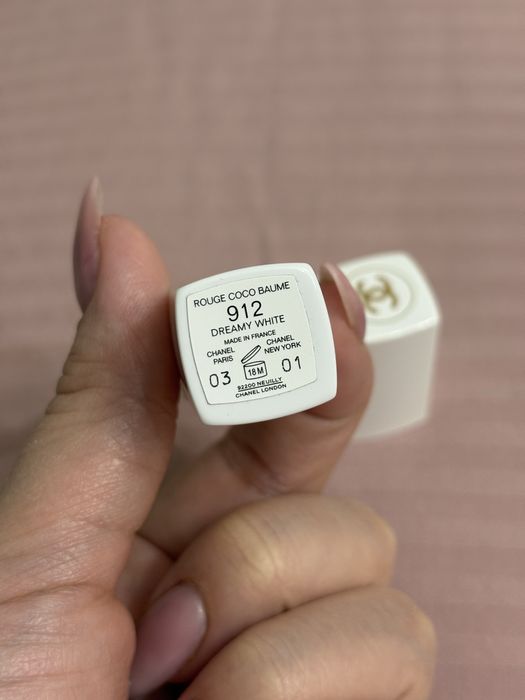 CHANEL Rouge Coco baume бальзам для губ