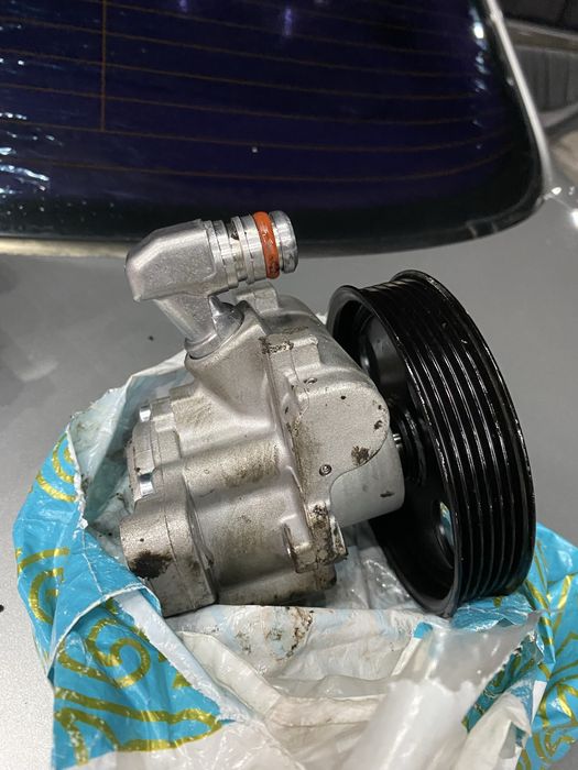 Продам Гур насос