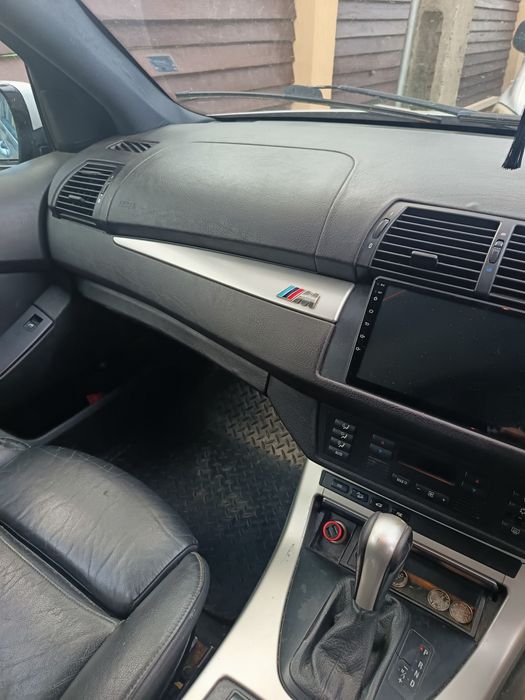 Vând bmw x5 3.0 volan pe dreapta