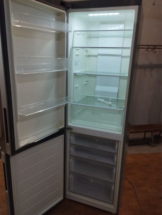 Продам холодильник