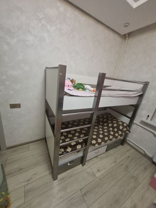 Двухъярусная  кровать