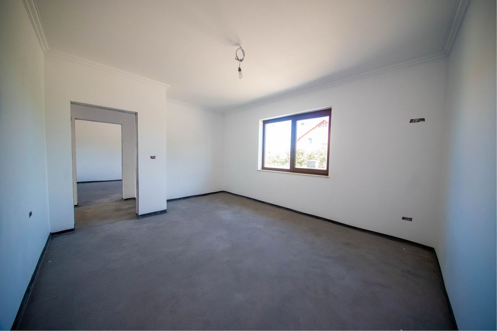 Vand casa noua 175 mp