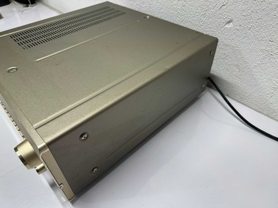 Расийвър - Denon AVC-A10SE