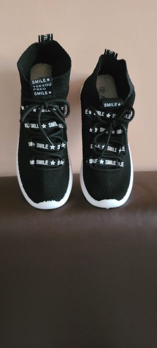 Продавам маратонки 36 номер