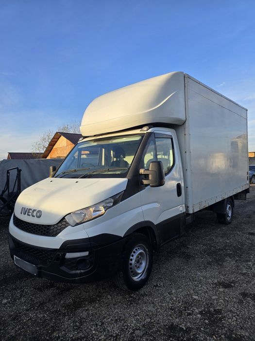 Iveco Daily 35H11 Automat Cub cu Lift De Anglia 2,3Diesel  Fără rugina