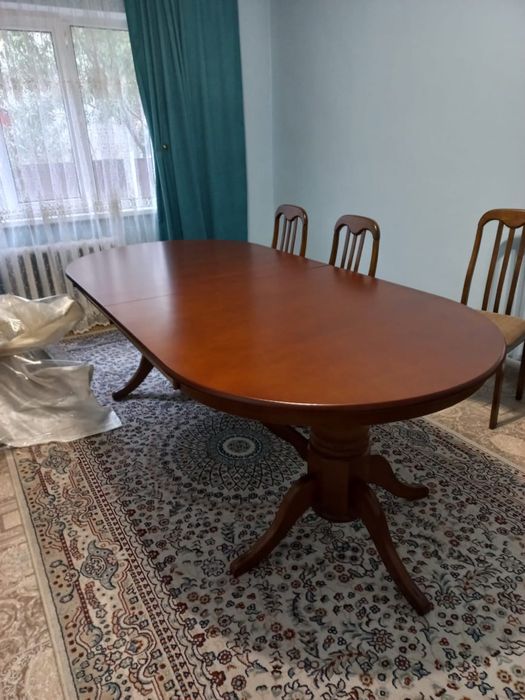 Продам стульчики деревянные