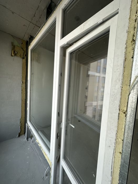 Продам пластиковое окно