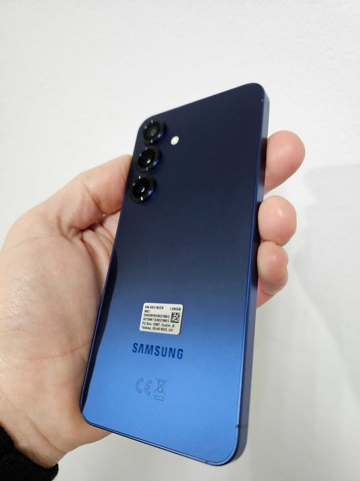 Samsung Galaxy S25, 128 GB, 12 GB, impecabil, Garantie.