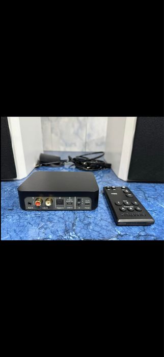Vand sau schimb cu laptop touchscreen 2 boxe impecabile Dynaudio XEO 3