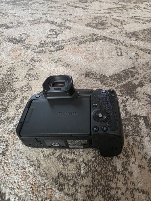 Фотоапарат Canon eos r