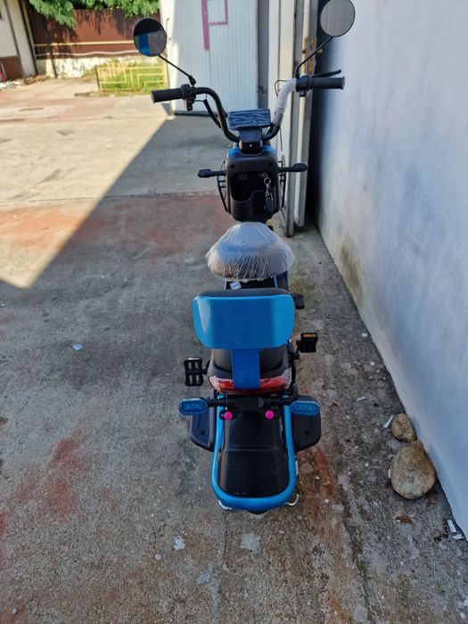 Scuter electric, moped, bicicleta electrica Cod 016Zlectrica 500W 48V