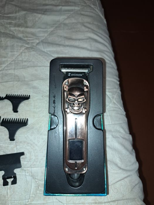 Продам машинку для бритья и стрижки