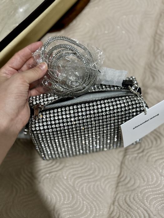 Новые сумки по 5000тг