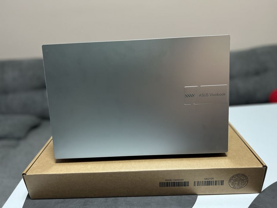 Asus Vivobook + Windows 11 + гаранция