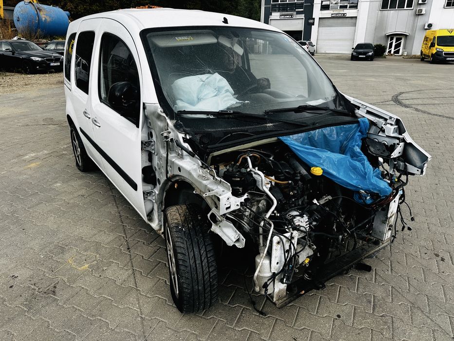 Renault kangoo avariat