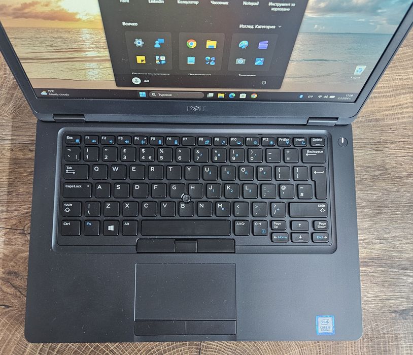 Лаптоп Dell Latitude 5490