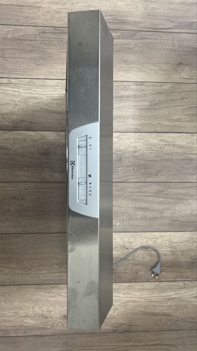 Продам вытяжку Electrolux