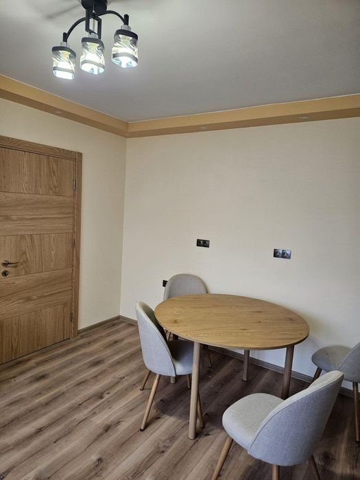 Дава се под наем Двустаен апартамент в Пловдив, Кършияка - 55 кв.м за 440 € - Снимка #2