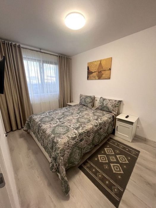 Închiriez apartament 2 camere Hils Pallady