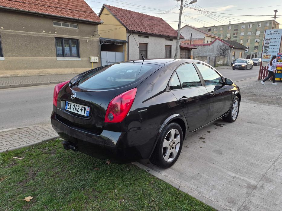 Nissan Primera 140 cai motor pe Lant