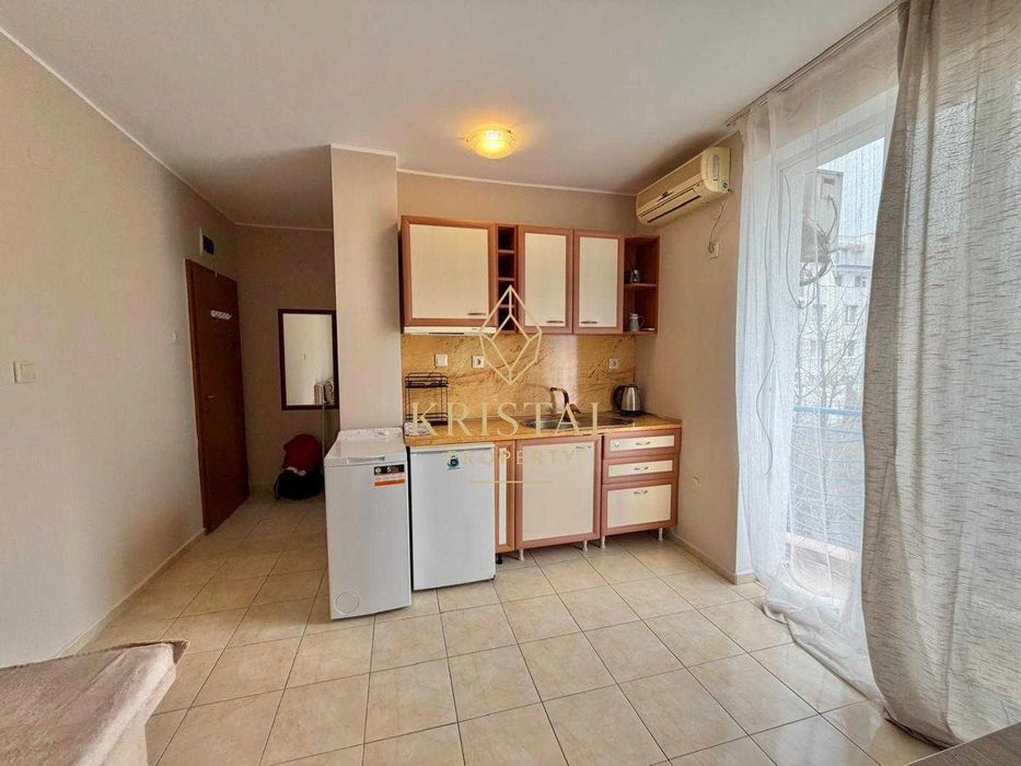 Продава се Двустаен апартамент в к.к. Слънчев бряг - 40 кв.м за 816 €/кв.м - Снимка #3