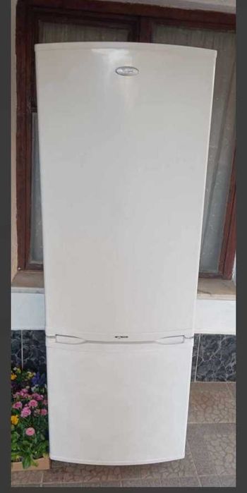 Хладилник Whirlpool