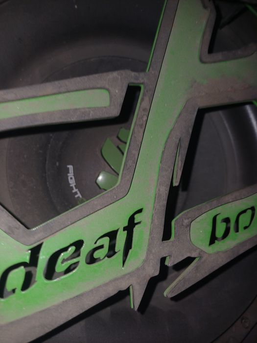 Продам самбуфер срочно