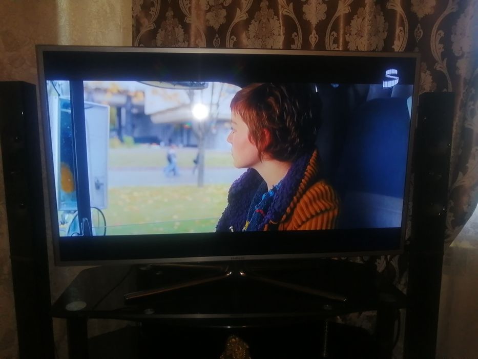 Телевизор Самсунг  SMART TV