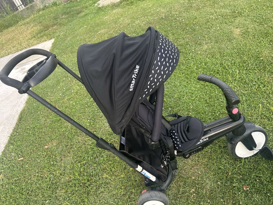 Tricicleta SmarTrike