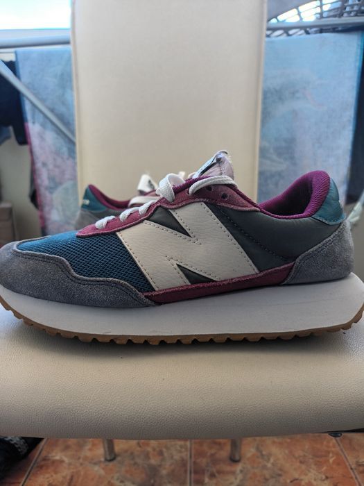 Adidasi new balance 38