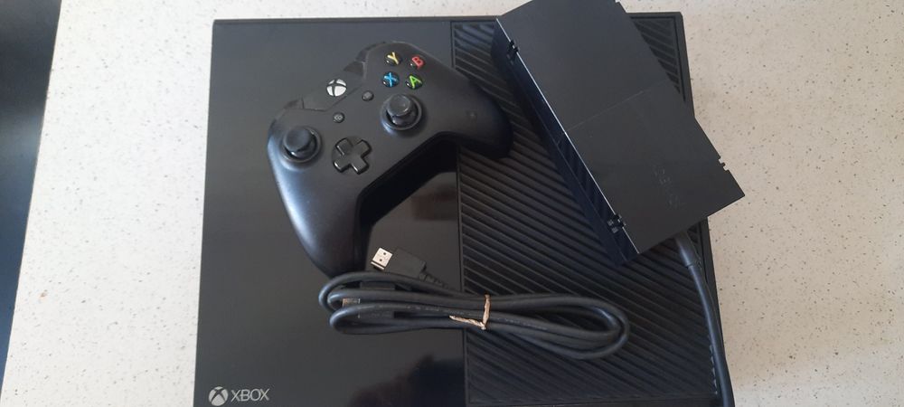 Citiți anutul vand  xbox one fat