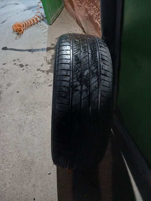 Покрышки Кумхо продам Б/У