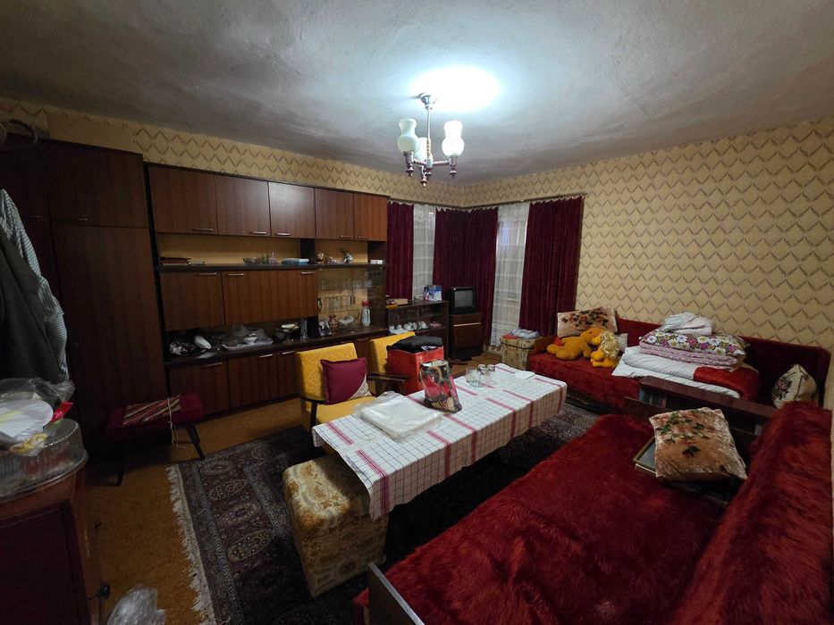 Къща в село Побит Камък, община Разград