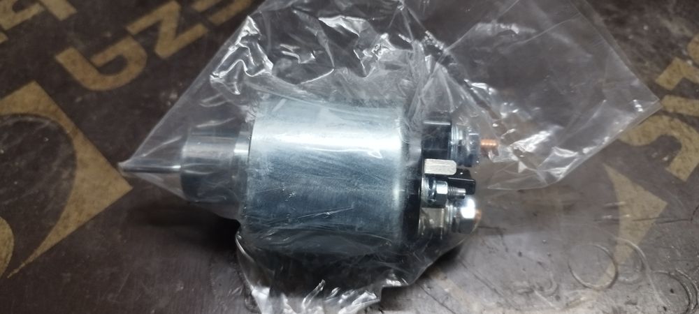 Втягивающее реле Mercedes