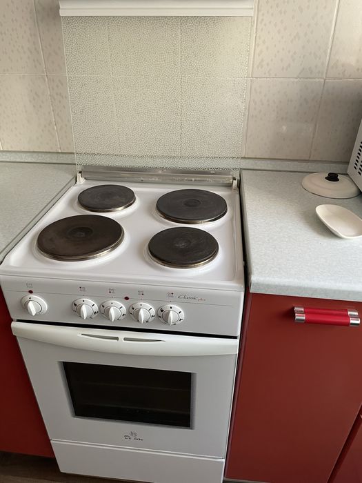 Продам элетроплиту б/у